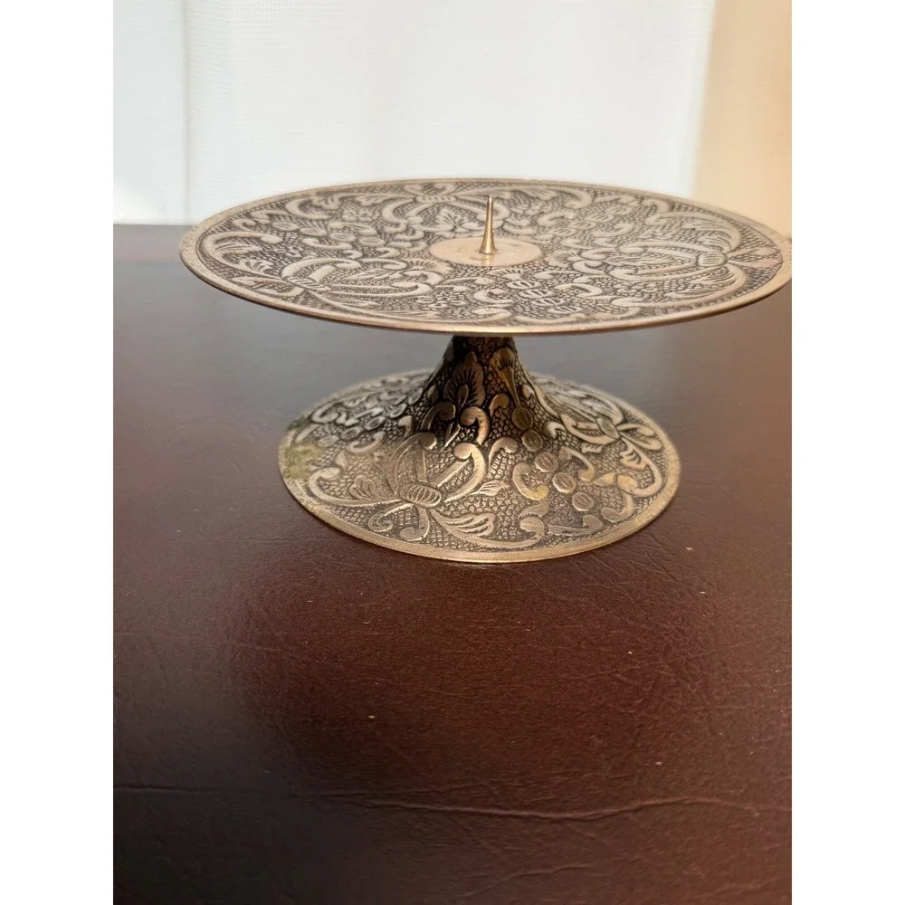 N/A ornate silver